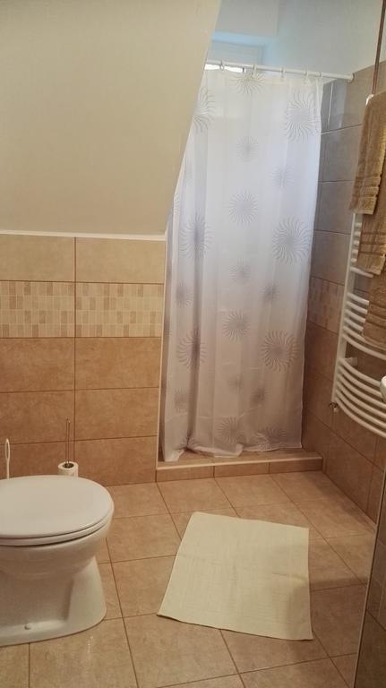 Agnes Vendeghaz Apartment Gyula Bagian luar foto